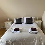 Elegant Apartment